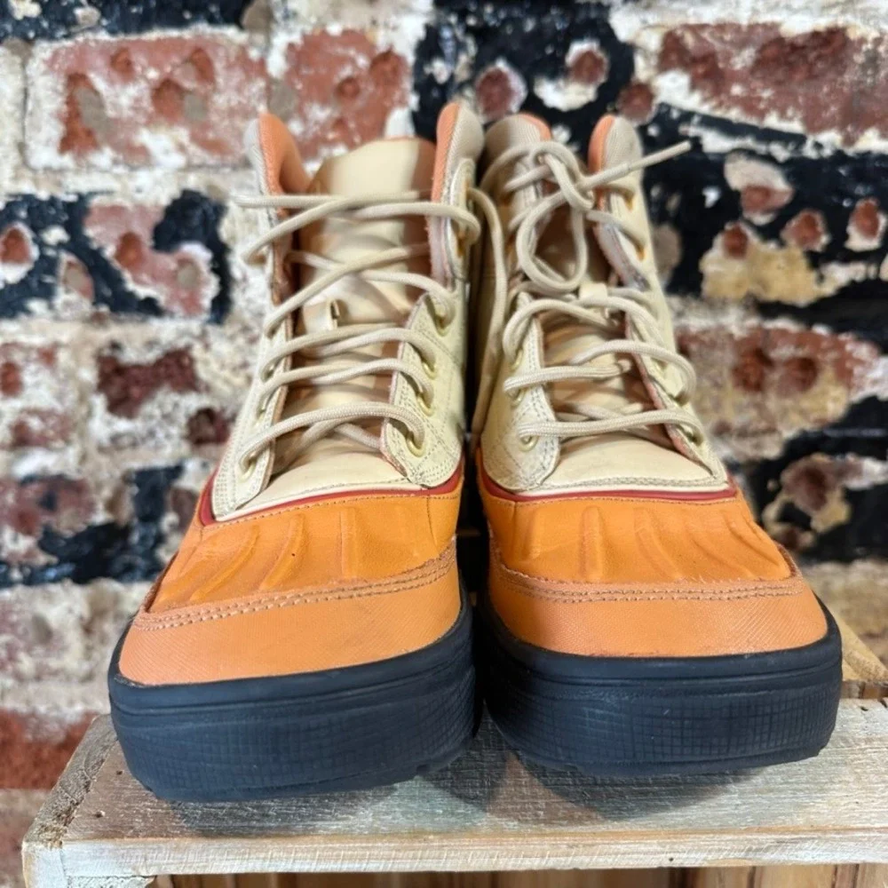 Nike ACG Woodside 2 High GS Orange Tan Blue Boots 524872-201 Mens 6Y Womens 7.5